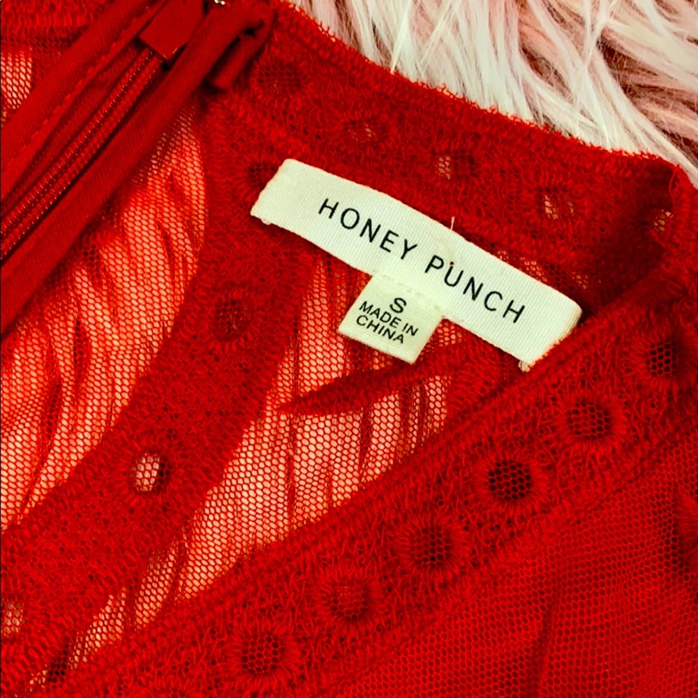 Honey Pinch Red Lace Romper - Picture 5 of 9